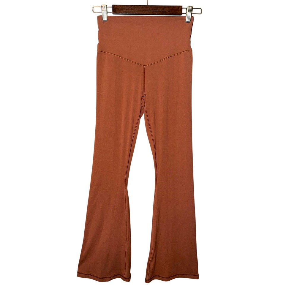 Offline by Aerie Real Me XTRA Bootcut Yoga Pants M Short Brown High Rise Flare